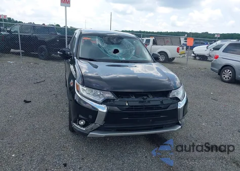 2017 Mitsubishi Outlander Se/Sel z USA, uszkodzony, nr VIN JA4AZ3A30HZ003020